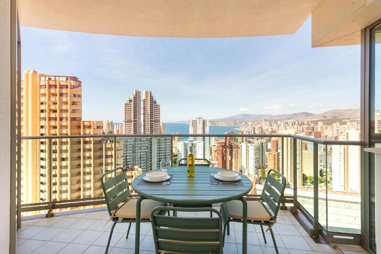 Апартаменты Skyline 11 Sunny Balcony With Stunning Sea Views Бенидорм Экстерьер фото