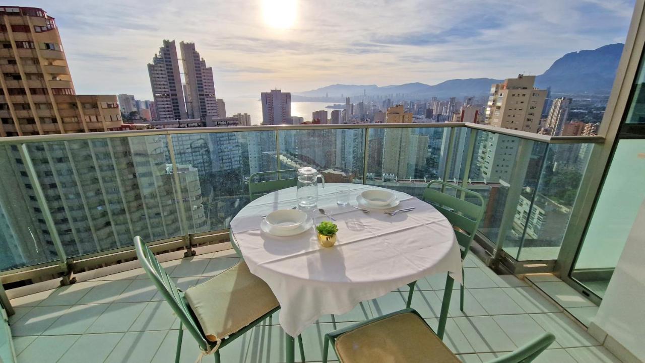 Апартаменты Skyline 11 Sunny Balcony With Stunning Sea Views Бенидорм Экстерьер фото